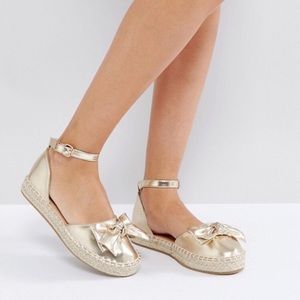 Great condition with box